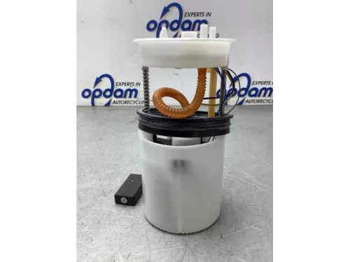 Benzinepomp-8113820