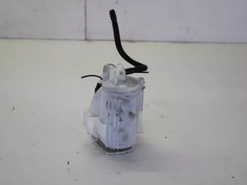 Benzinepomp-7590434