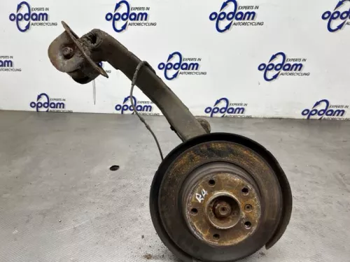 Fusee rechts-achter-8366399