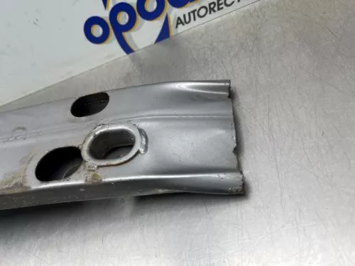 Bumperframe voor-8294816