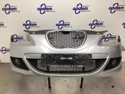 Voorbumper-8355724