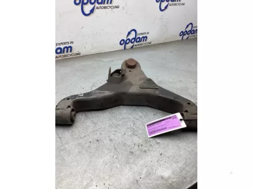 Draagarm onder rechts-voor-8062752