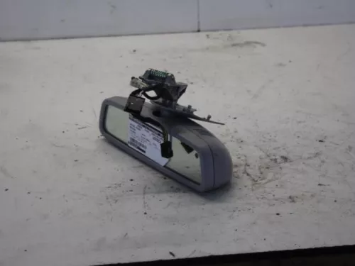 Binnenspiegel-7610515