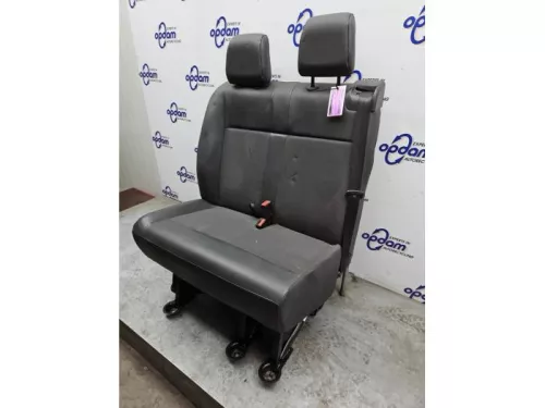 Bank rechts-voor-8275197