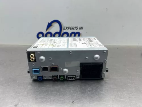 Radio CD Speler-8225125