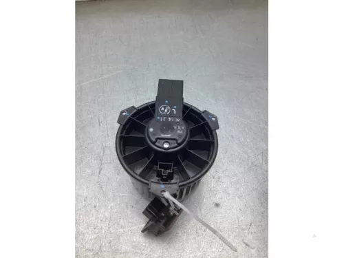 Kachel Ventilatiemotor-8290357