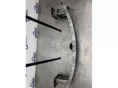 Bumperframe voor-8374855