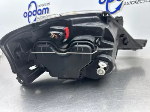 Koplamp links-8378223