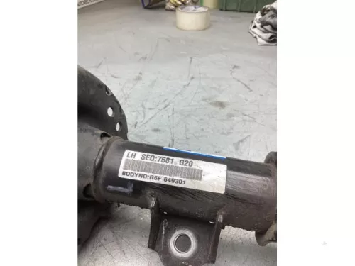 Schokdemperpoot links-voor-8330366