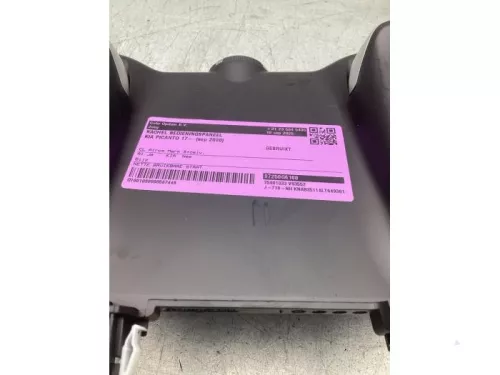 Kachel Bedieningspaneel-8330366