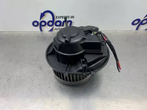 Kachel Ventilatiemotor-8354771