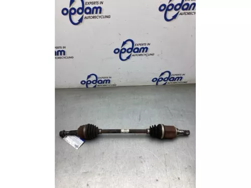 Aandrijfas rechts-voor-8135456