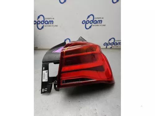 Achterlicht rechts-8313599