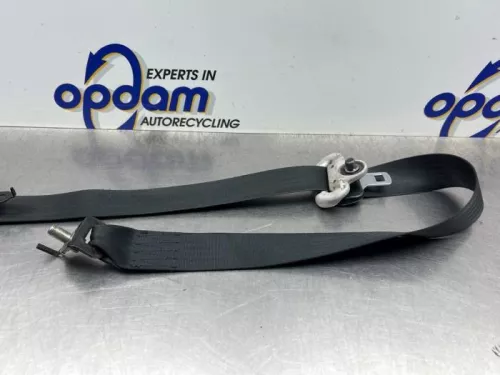 Veiligheidsgordel links-voor-8282500