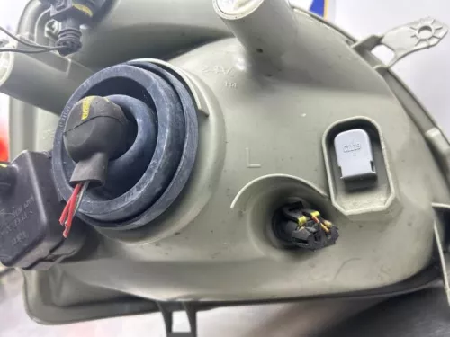 Koplamp links-8365949