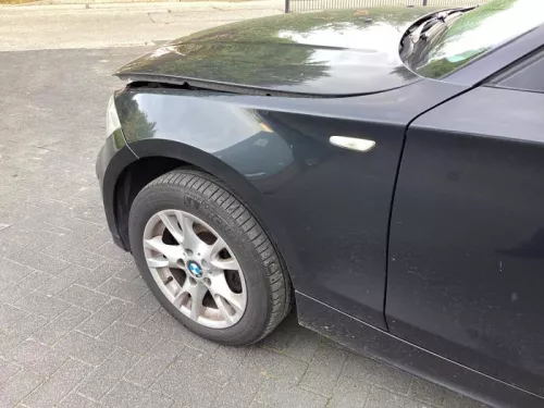 Scherm links-voor-8396835