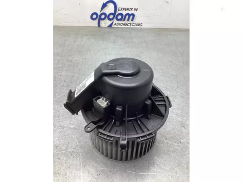 Kachel Ventilatiemotor-8114858