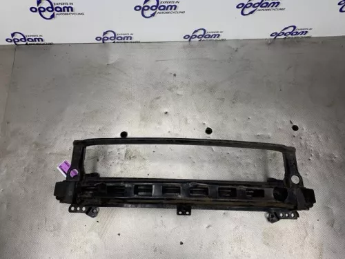 Bumperframe voor-8376649