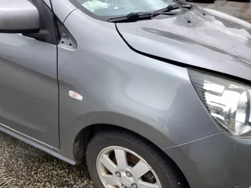 Scherm rechts-voor-8408383