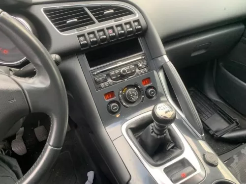 Radio-8411529