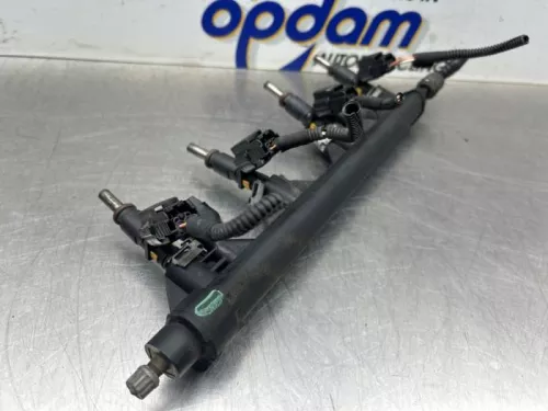 Injector (benzine injectie)-8272430