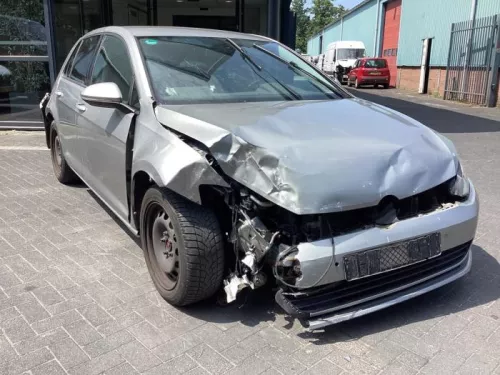 Aandrijfas rechts-voor-8339617