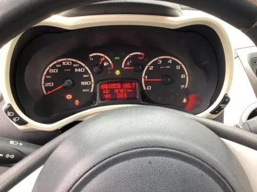 Kilometerteller KM-8422563