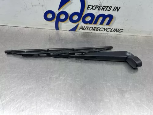 Ruitenwisserarm achter-8424460
