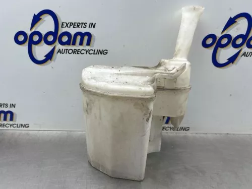 Ruitensproeiertank voor-8427727