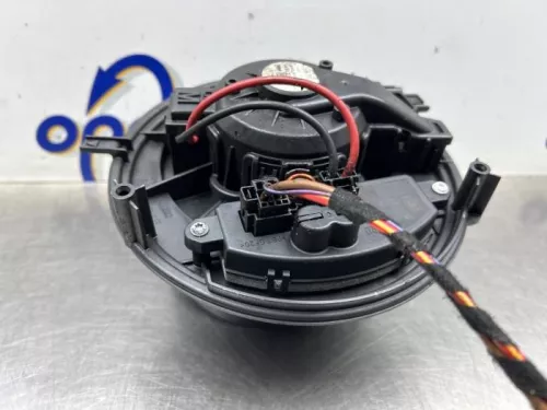 Kachel Ventilatiemotor-8331837