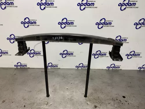 Bumperframe voor-8429003