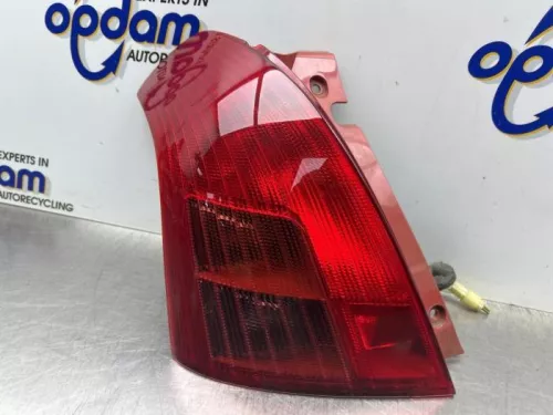 Achterlicht links-8418467