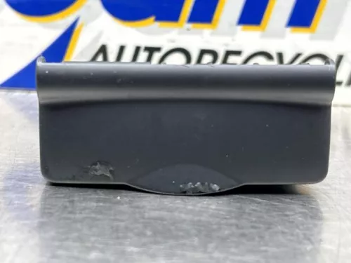 AUX/USB aansluiting-8410052