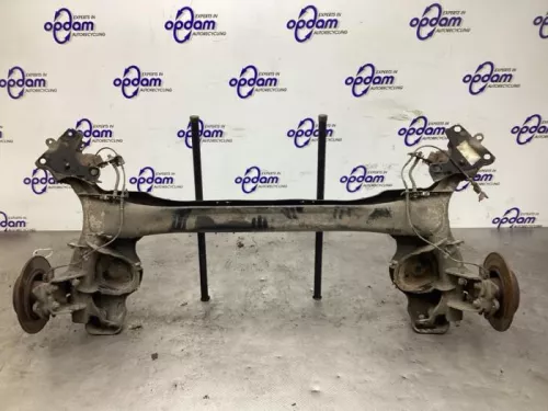 Achteras voorwielaandrijving-8410052