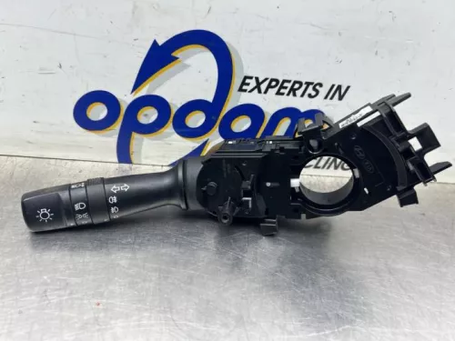 Richtingaanwijzer Schakelaar-8247112