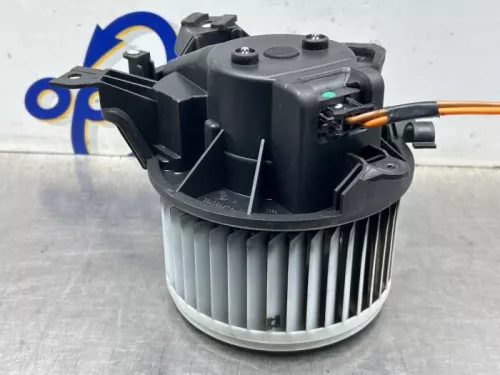 Kachel Ventilatiemotor-8439647