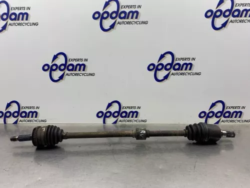 Aandrijfas rechts-voor-8358288