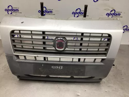Grille-8449136