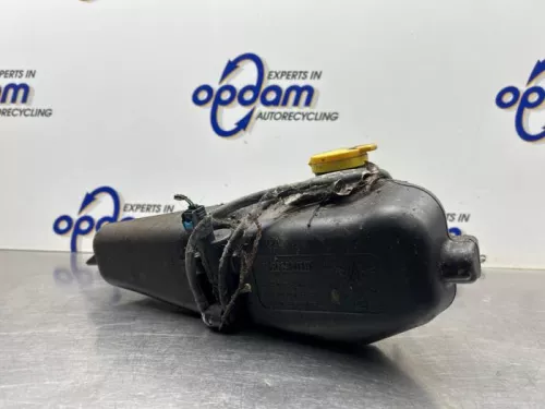 Ruitensproeiertank voor-8328512