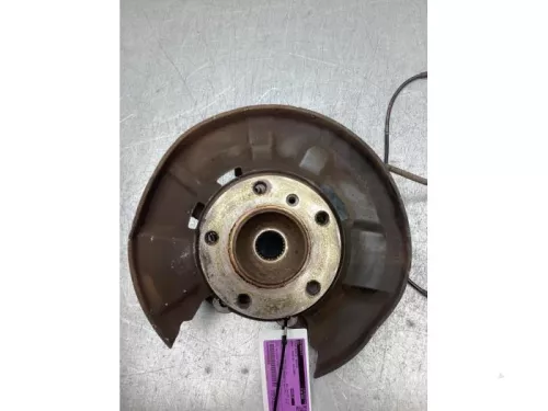 Fusee rechts-achter-8288232