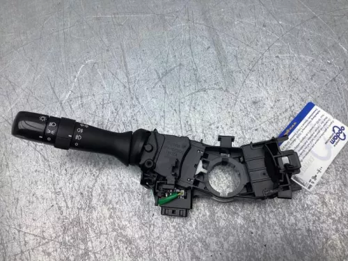 Richtingaanwijzer Schakelaar-8354433