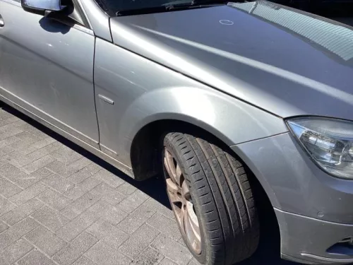 Scherm rechts-voor-8429748