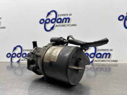 Stuurbekrachtiging Pomp-8445672