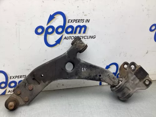 Draagarm onder links-voor-8300841