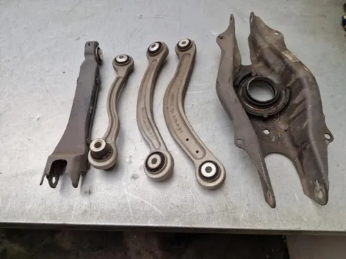 Draagarm rechts-achter-7926796