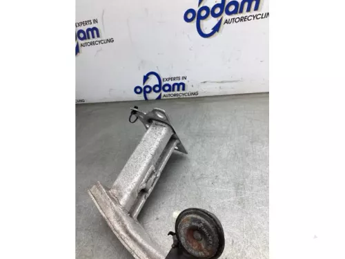 Bumperframe voor-8272279 (22086518)