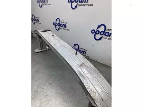 Bumperframe voor-8272279 (22086518)