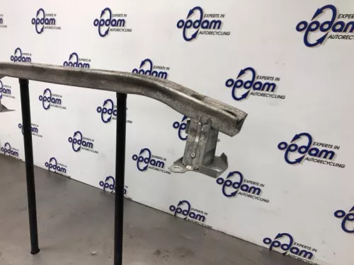 Bumperframe voor-7619495 (16919404)