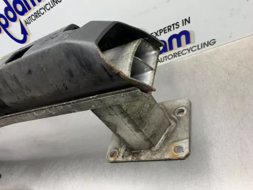 Bumperframe voor-8203352 (21670468)