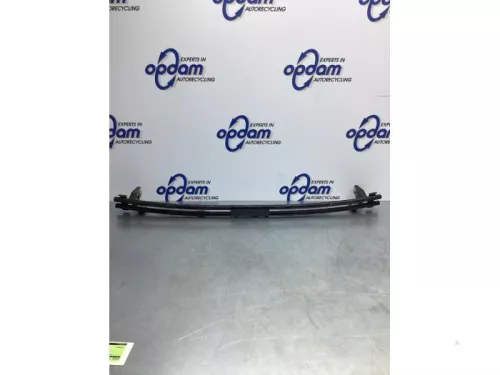Bumperframe voor-7616987
